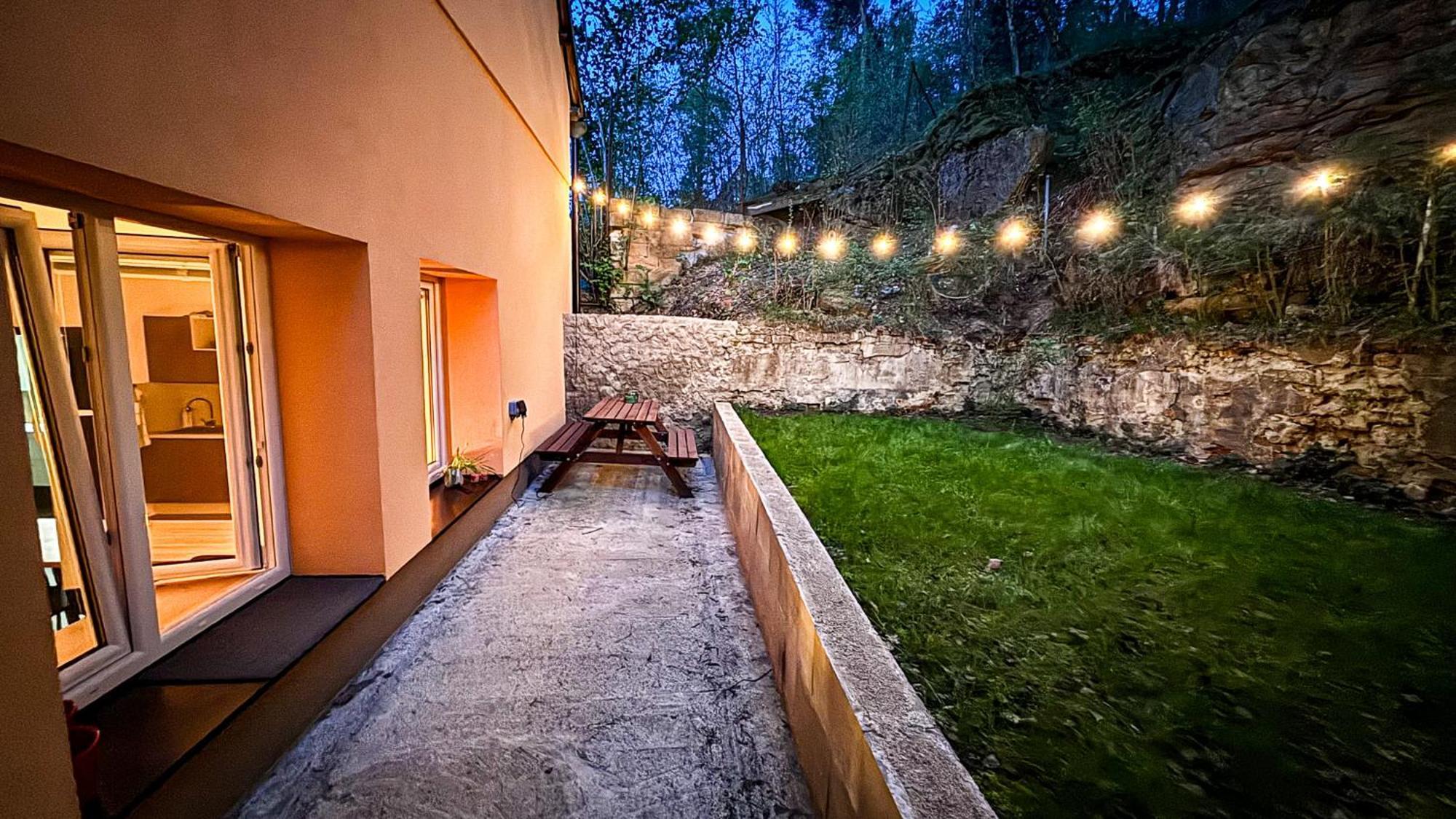 Remote Work Friendly Zahradni Apartman U Jezera Stare Splavy Exterior photo