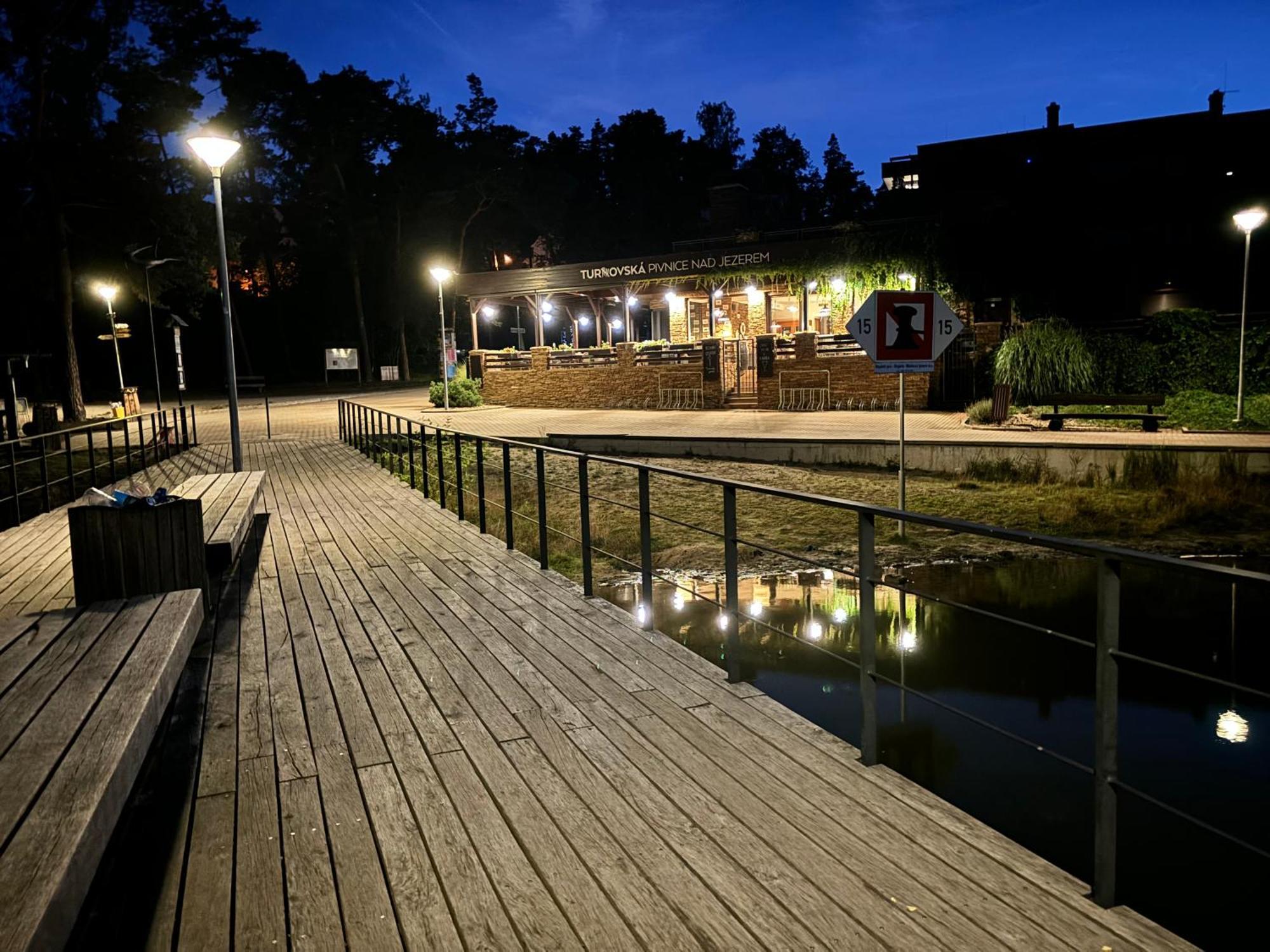 Remote Work Friendly Zahradni Apartman U Jezera Stare Splavy Exterior photo